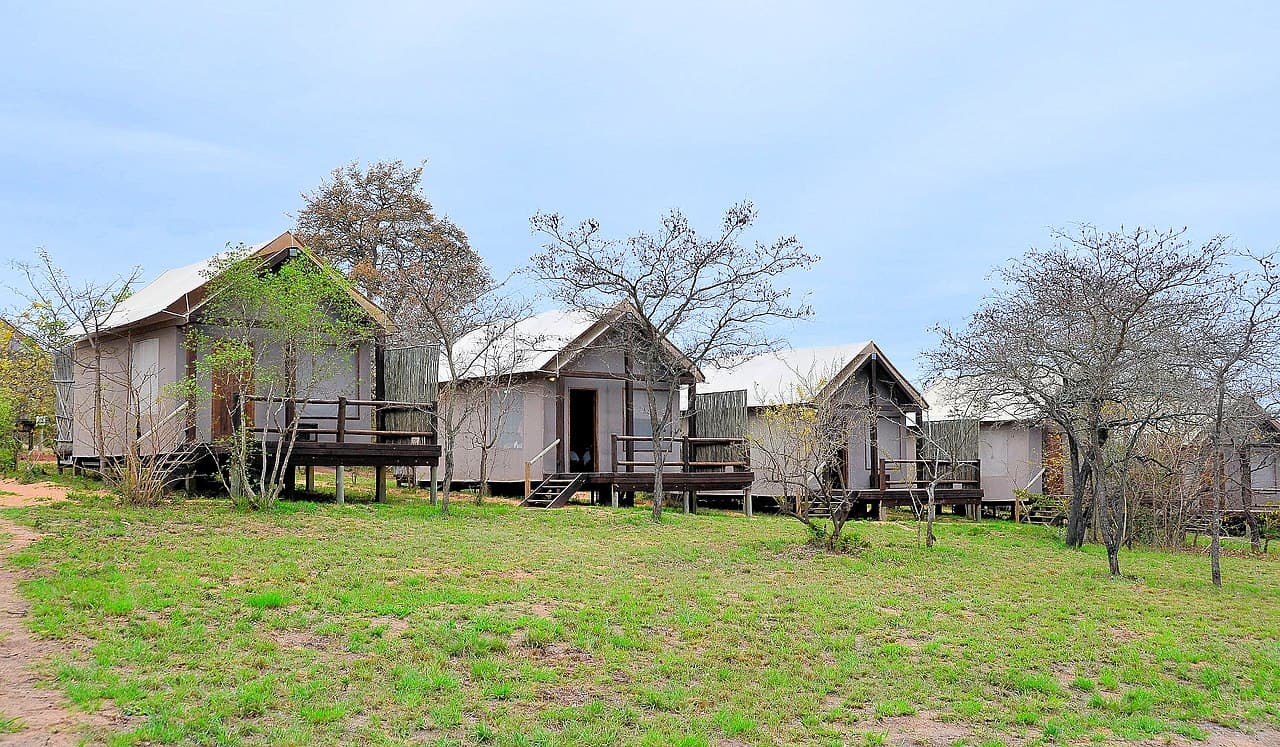 Safari Lodges & Camps